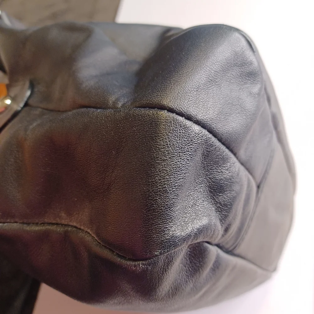 Coach Soho Leather Three Compartment Shoulder Bag Purse Black